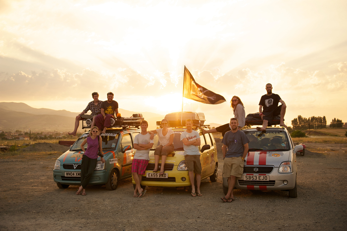 Mongol-Rally-Suzuki-Wagon-Teams-Turkey-Sunset